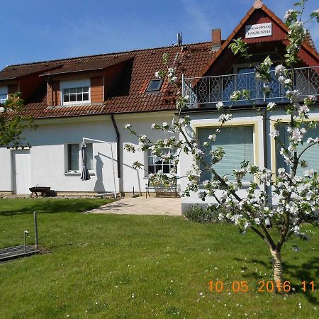 Ferienwohnungen Am Plaetlinsee Wustrow  Εξωτερικό φωτογραφία